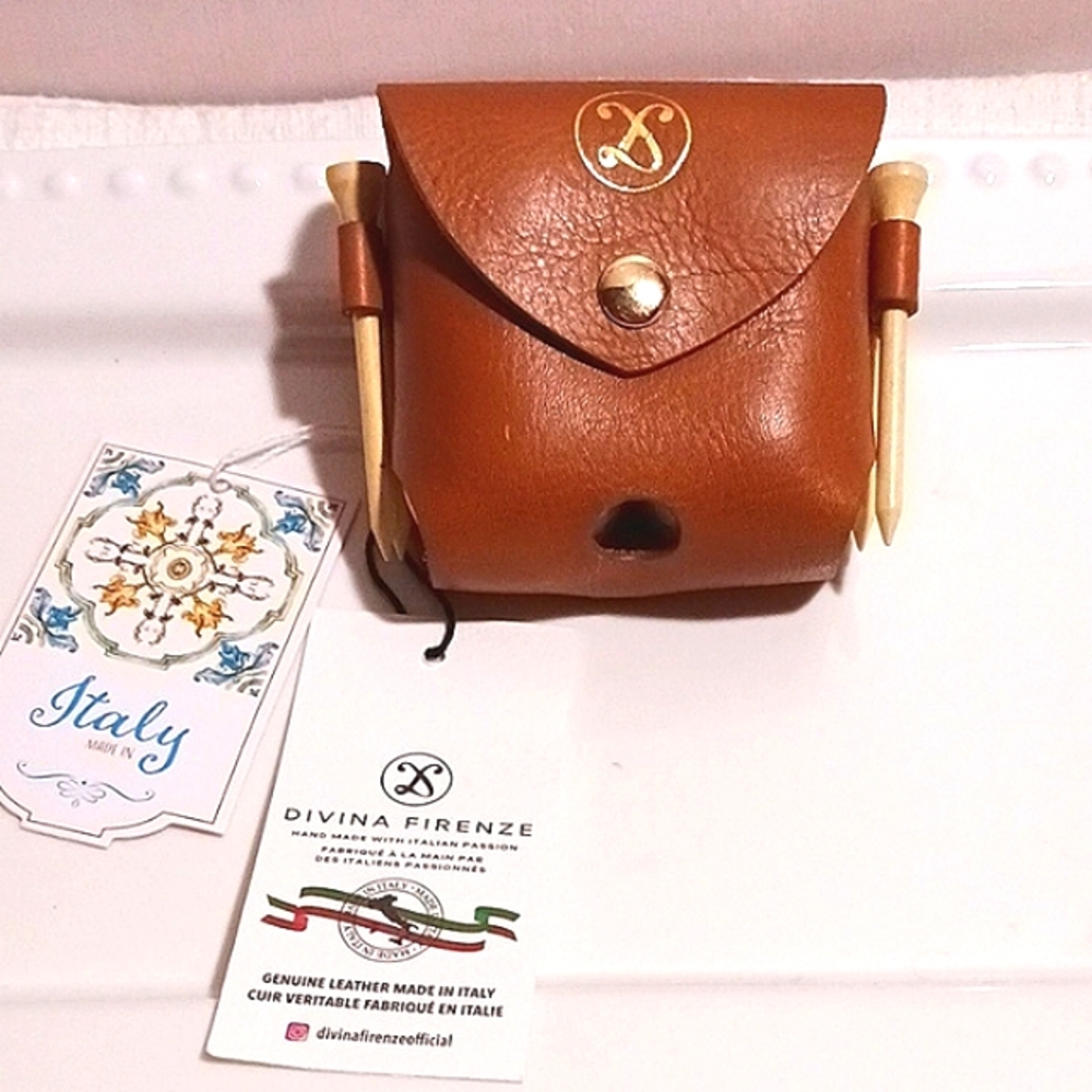 Divina Firenze Handcrafted Leather Golfball & Tee  Holder/Case ⛳️ Made in Italy